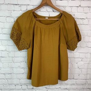 🌈3X$25 Old Navy Mustard Flowered Sleeved Blouse M